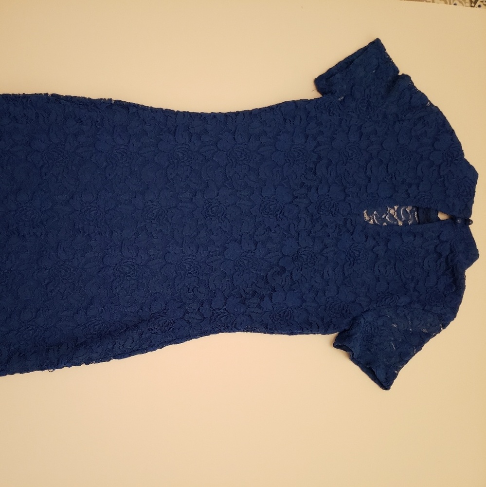 Dress - Picture 2 of 4